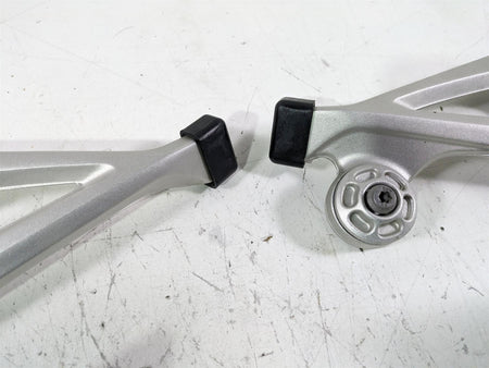 2022 BMW R1250 RT K052 Rear Passenger Foot Peg Rest Set 46718534789 46718534790 {{ shop.shopifyCountryName }} - Mototech271