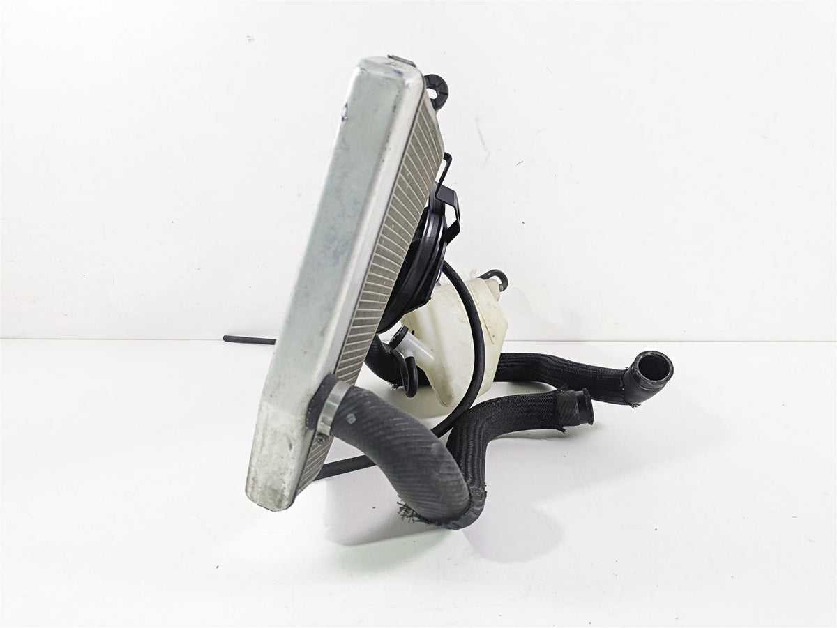2006 Suzuki GSXR1000 K6 Radiator Fan Hoses Reservoir 17710-41G00 {{ shop.shopifyCountryName }} - Mototech271