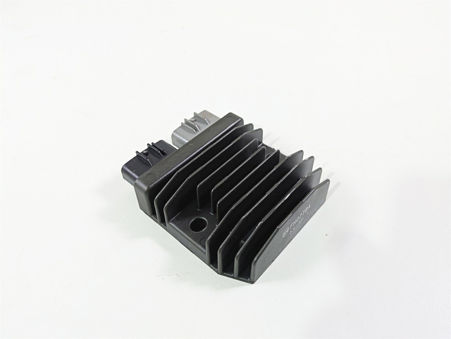 2023 Suzuki GSX1300 RR Hayabusa Rectifier Voltage Regulator FH027BA 32800-26J10 {{ shop.shopifyCountryName }} - Mototech271