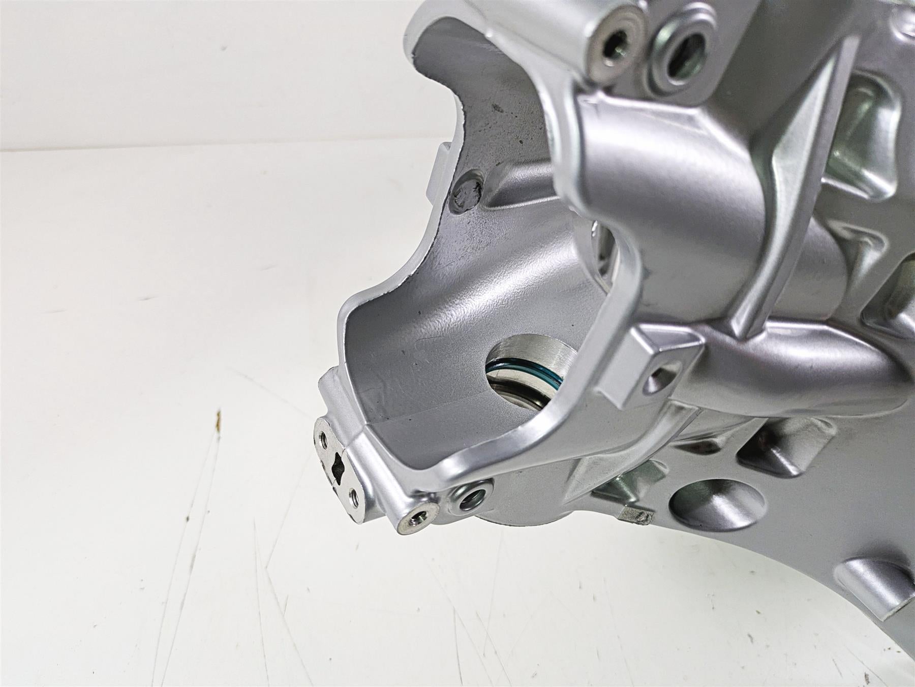 2021 Aprilia RS660 Main Frame Chassis & Front Plate With Salvage Texas Title 2B006475 {{ shop.shopifyCountryName }} - Mototech271