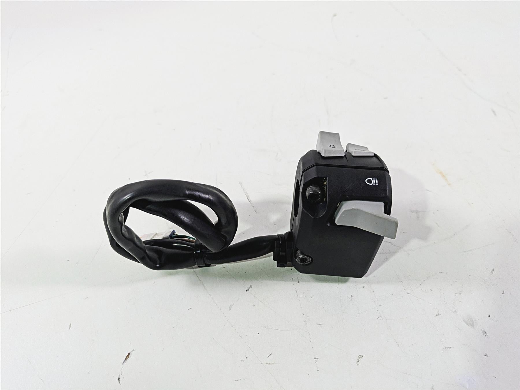 2023 Ducati Monster 937 SP Left Hand Control Switch 65110281C {{ shop.shopifyCountryName }} - Mototech271