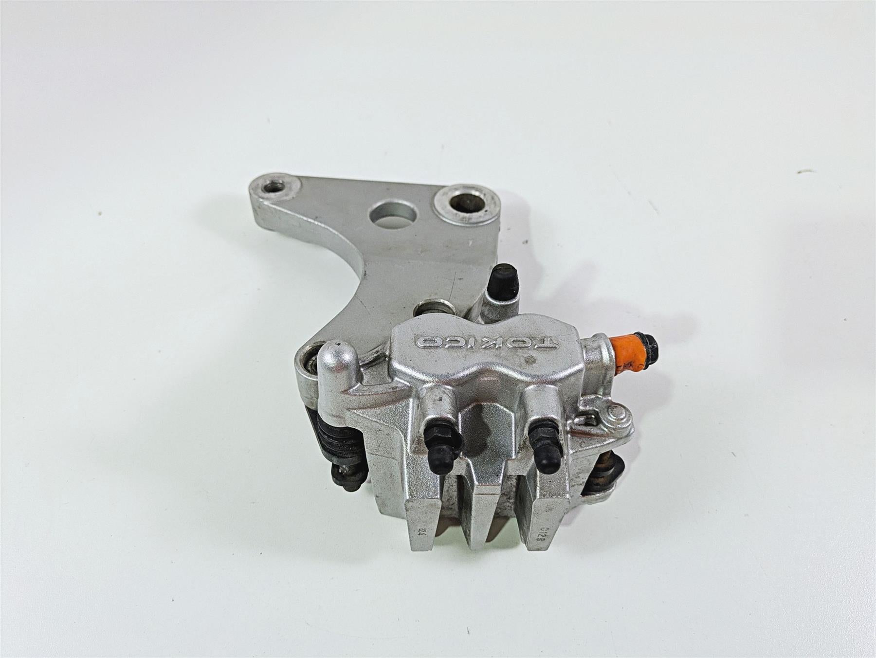 2008 Kawasaki VN1600 Vulcan Nomad Tokico Rear Brake Caliper 43080-5098-GN {{ shop.shopifyCountryName }} - Mototech271