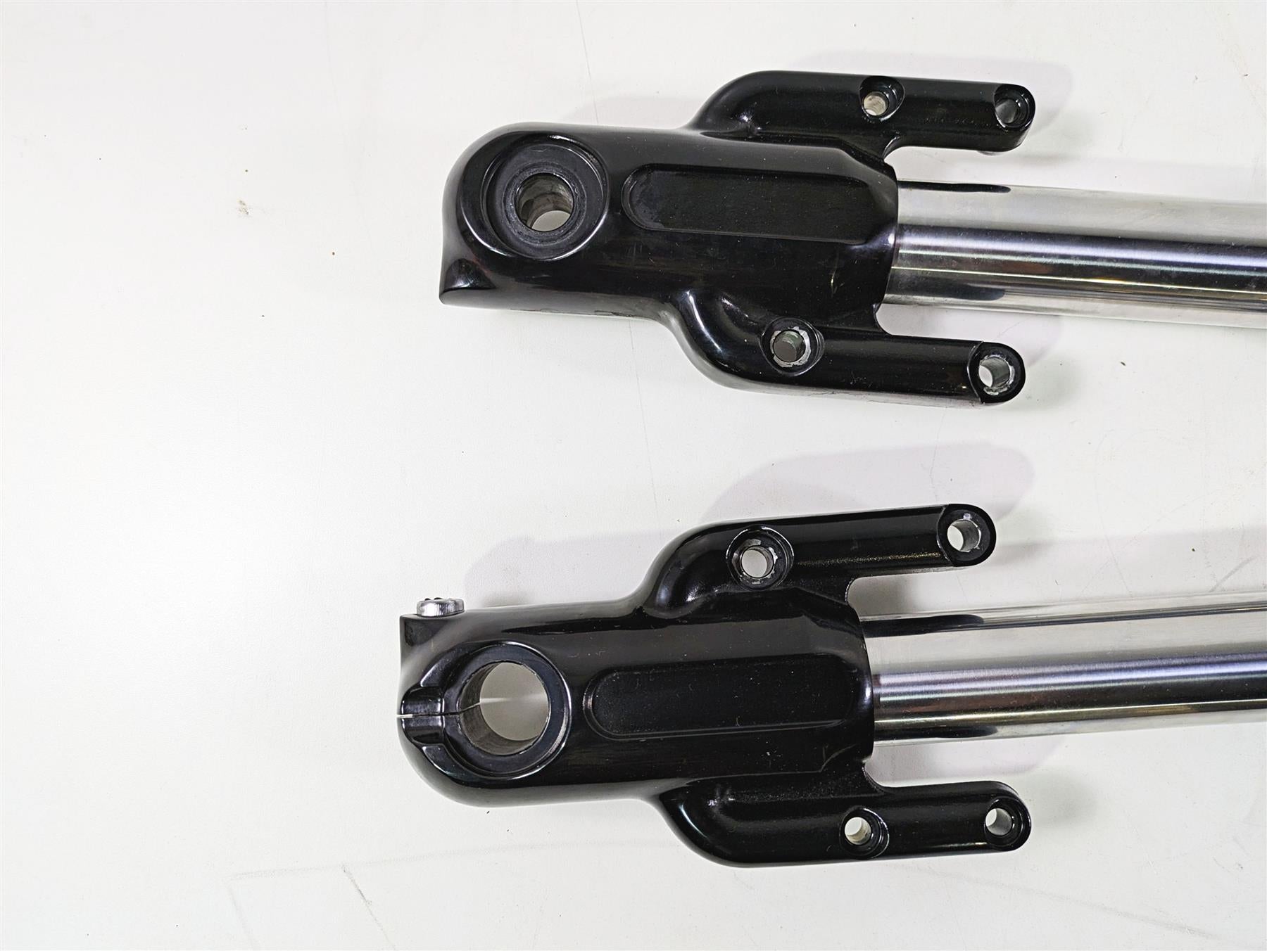 2009 Harley XR1200 Sportster Straight Showa Front Fork Leg Set 46886-08 46887-08 {{ shop.shopifyCountryName }} - Mototech271