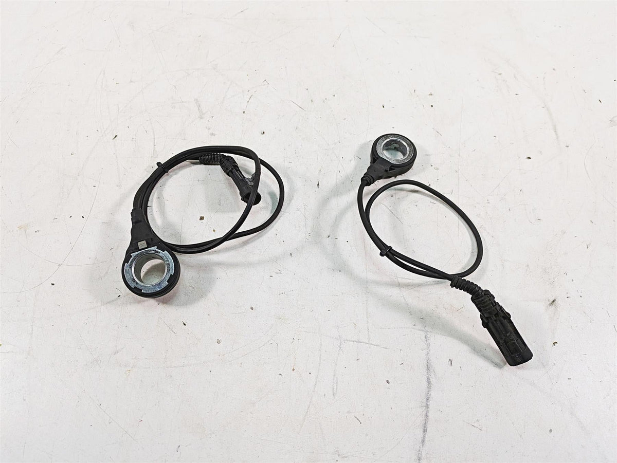 2013 Harley Softail FLSTFB Fat Boy Lo Front Rear Speed Sensor Set 40982-11 {{ shop.shopifyCountryName }} - Mototech271