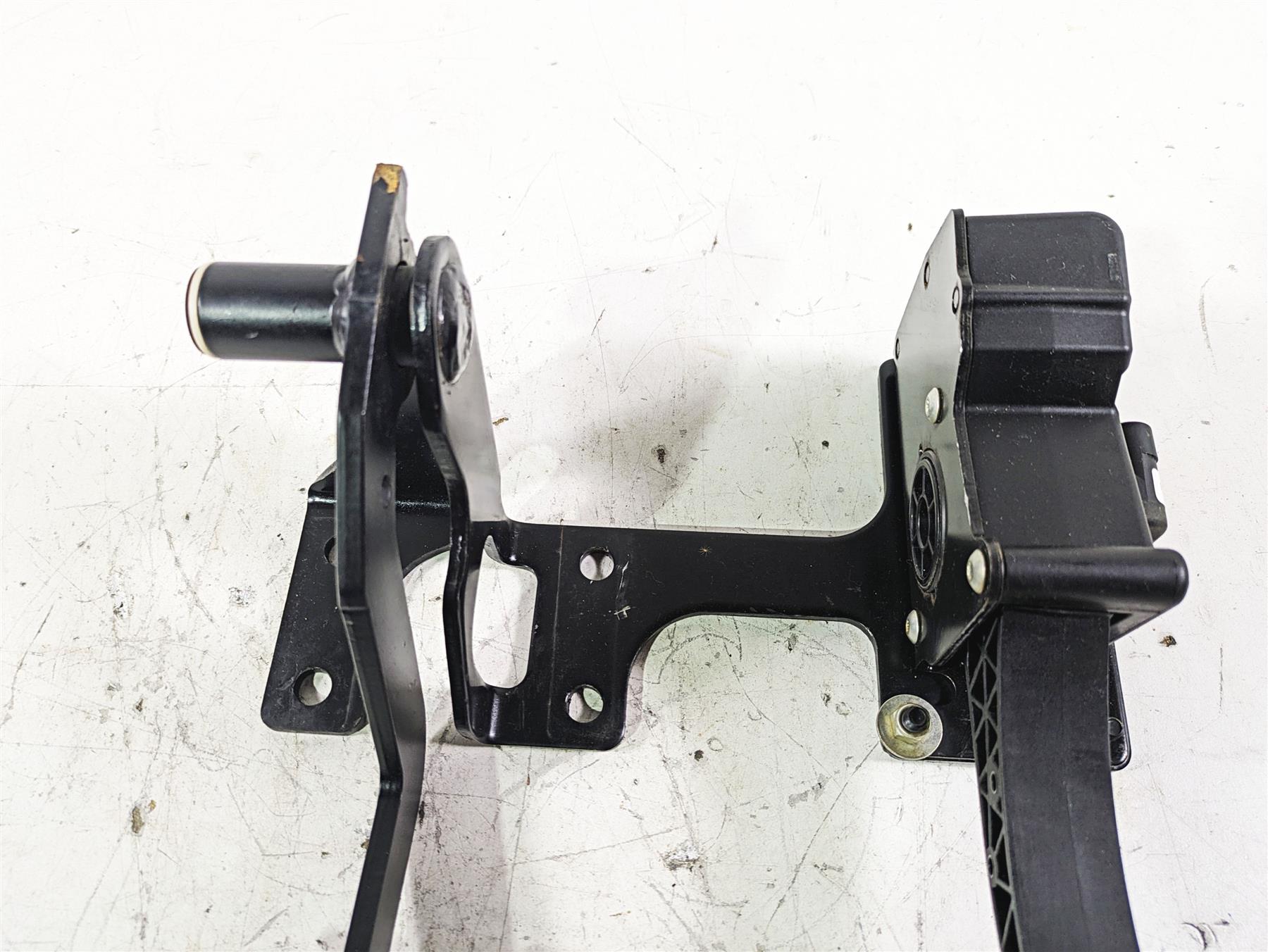 2020 Polaris RZR XP 1000 Turbo Brake & Accelerate Pedal Set 1019105 4014042 {{ shop.shopifyCountryName }} - Mototech271