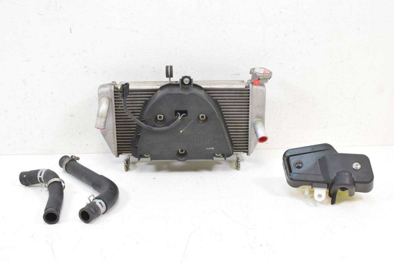 2015 Yamaha YZFR3 YZF R3 Radiator Fan Reservoir Hoses Set 1WD-E2461-00 ...