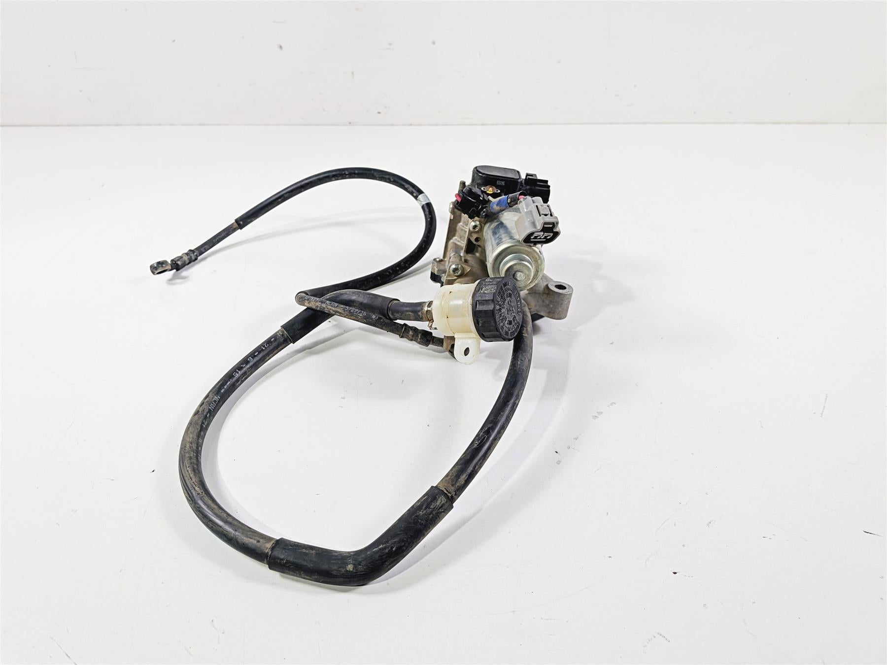 2017 Yamaha YXZ1000R EPS SS Clutch Master Cylinder - Tested B57-82460-00-00 {{ shop.shopifyCountryName }} - Mototech271