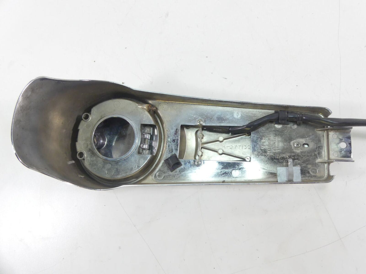 2006 Harley Touring FLHCU SE CVO Fuel Tank Dash Cover Fairing - Dented 61270-98A {{ shop.shopifyCountryName }} - Mototech271