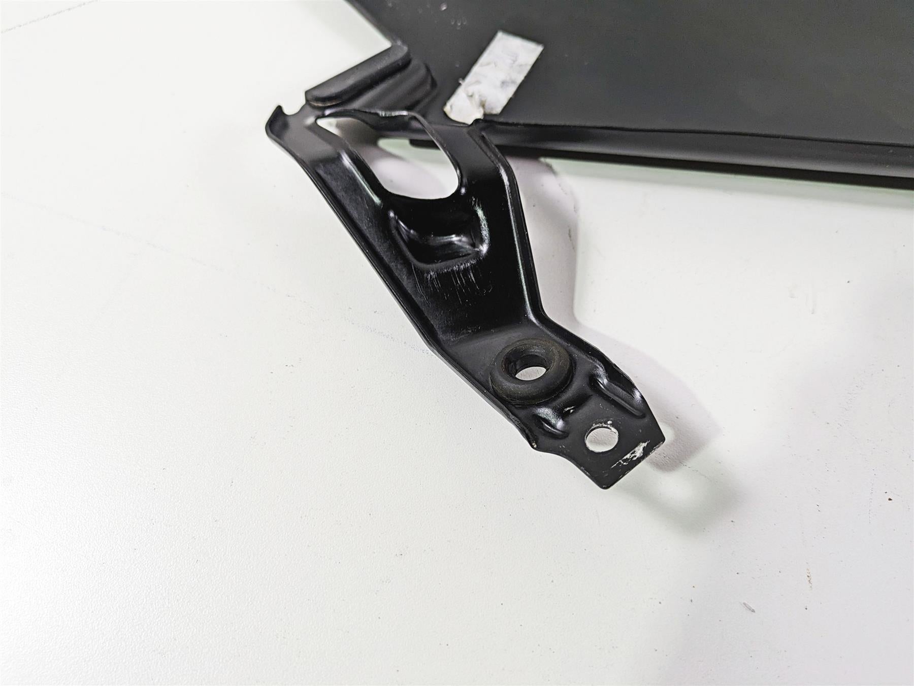 2006 BMW R1200GS K255 Adv Between Leg Side Cover Set 46637698234 46637727269 {{ shop.shopifyCountryName }} - Mototech271