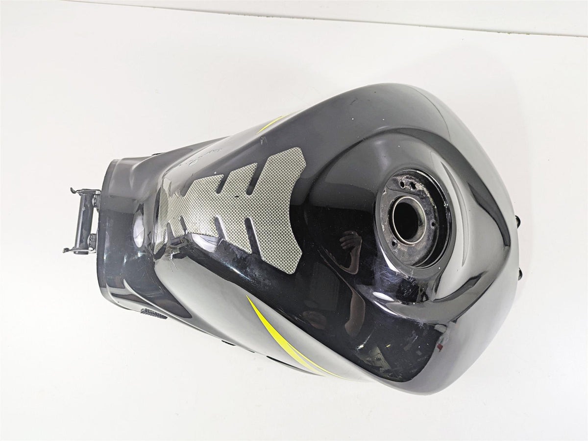 2006 Suzuki GSXR1000 K6 Fuel Gas Petrol Tank - No Dents 44100-41G30 {{ shop.shopifyCountryName }} - Mototech271