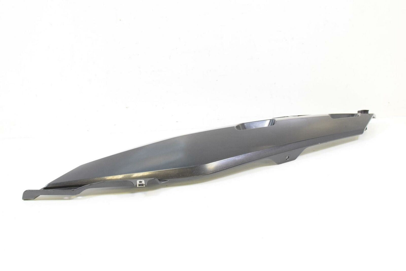 2011 BMW R1200RT R1200 RT K26 Left Tail Fairing Cover -Thundergrey 46637681573 {{ shop.shopifyCountryName }} - Mototech271