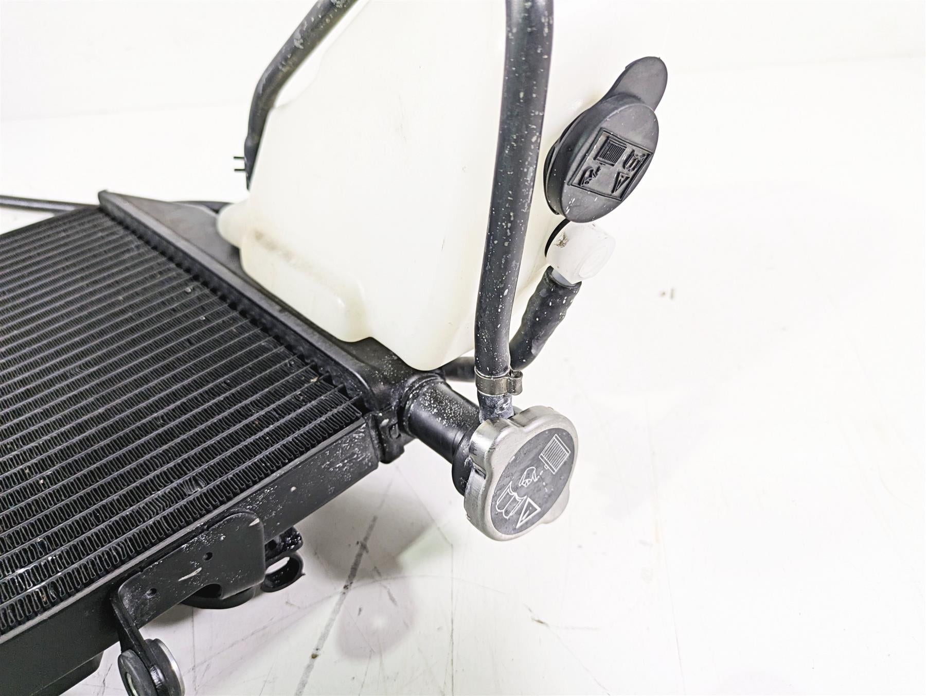 2020 Triumph Daytona 765 Moto2 Radiator Fan Reservoir Set T2100445 {{ shop.shopifyCountryName }} - Mototech271