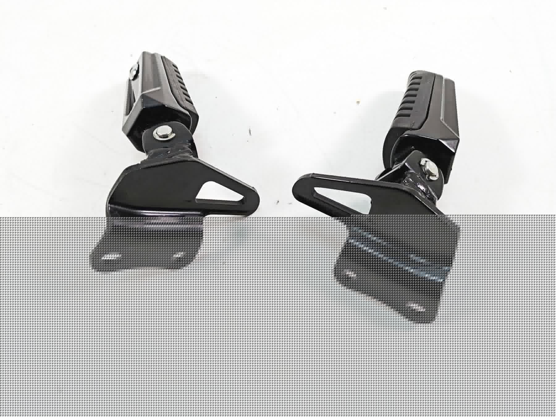 2016 Suzuki M109R VZR1800 Rear Passenger Footpeg Set 43600-48G00 43700-48G00 {{ shop.shopifyCountryName }} - Mototech271