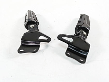 2016 Suzuki M109R VZR1800 Rear Passenger Footpeg Set 43600-48G00 43700-48G00 {{ shop.shopifyCountryName }} - Mototech271