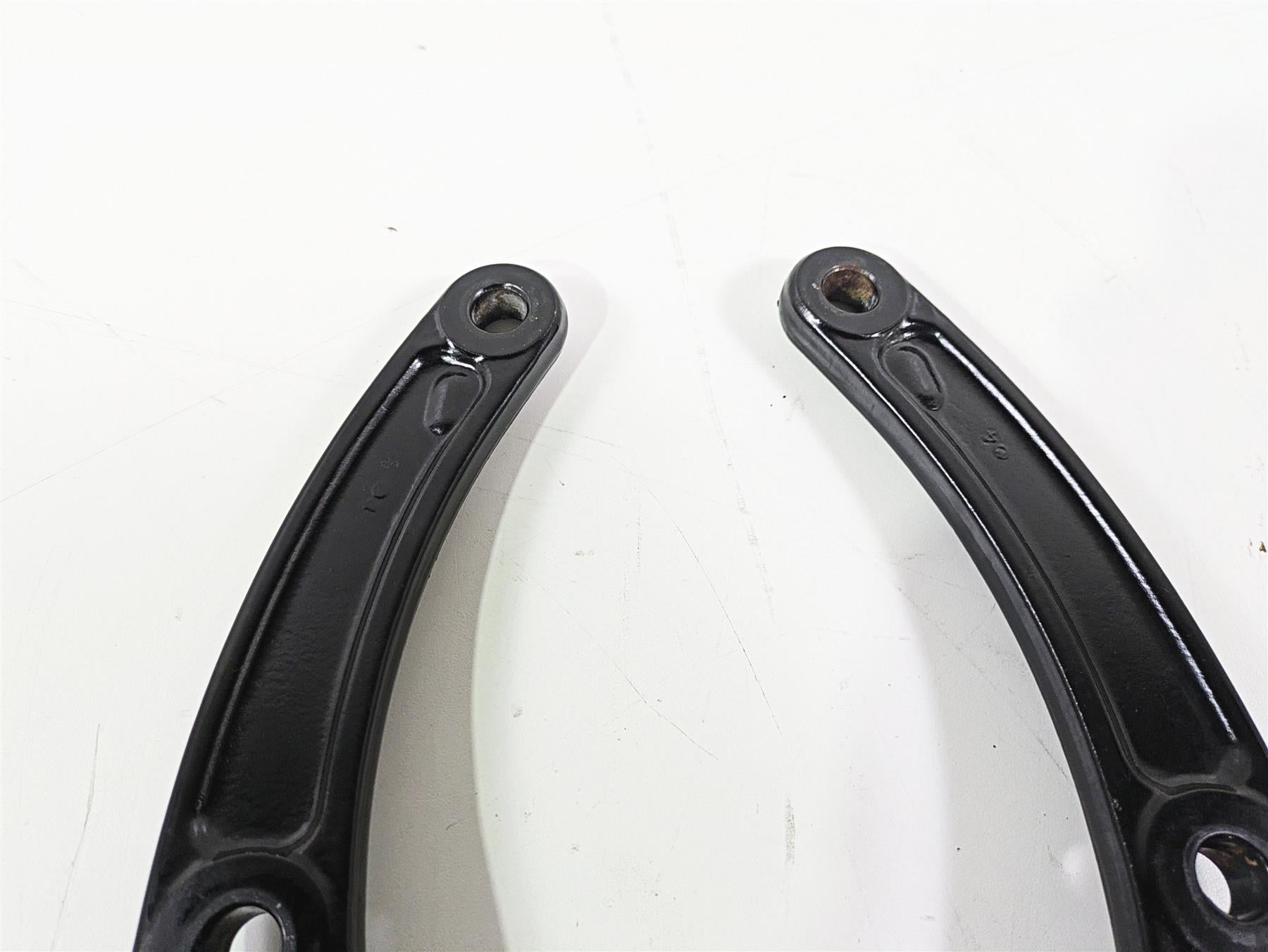 2008 Harley FLSTSB Cross Bones Rear Fender Struts Braces Mount 47813-08 47809-08 {{ shop.shopifyCountryName }} - Mototech271