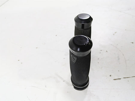 2016 Harley Touring FLTRX Road Glide Get-A-Grip Magnum Hand Grip Set 56100036 {{ shop.shopifyCountryName }} - Mototech271