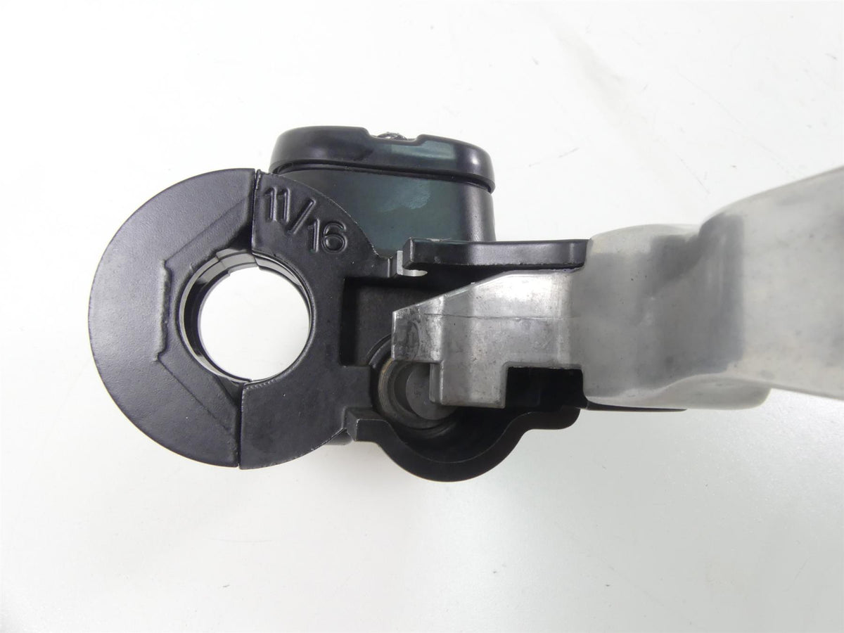 2009 Harley FXDF Dyna Fat Bob Front Brake Master Cylinder 11/16" 45170-08F {{ shop.shopifyCountryName }} - Mototech271
