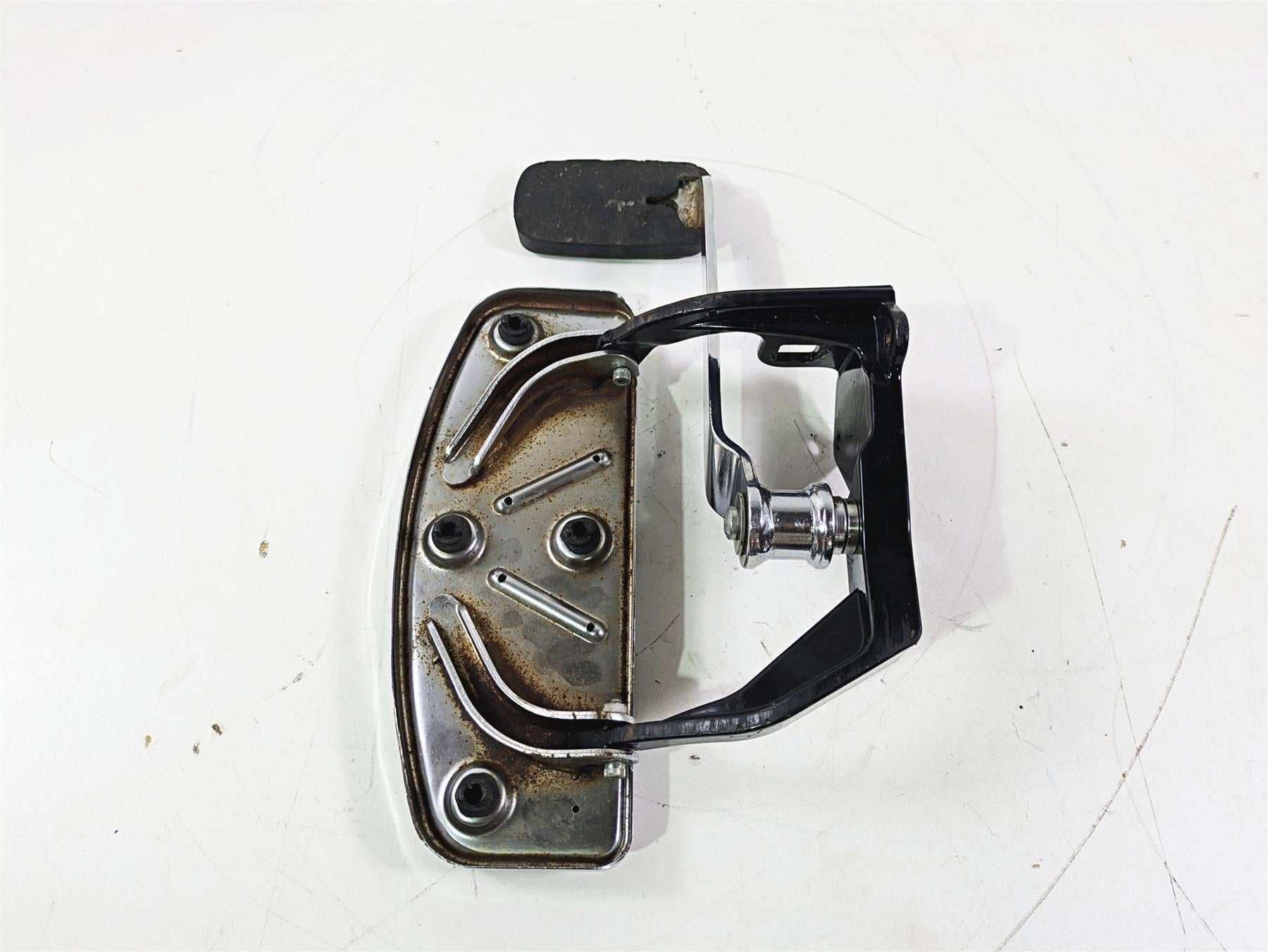 2008 Harley FLSTC 105TH Softail Heritage Right Front Floor Board 50600026 {{ shop.shopifyCountryName }} - Mototech271