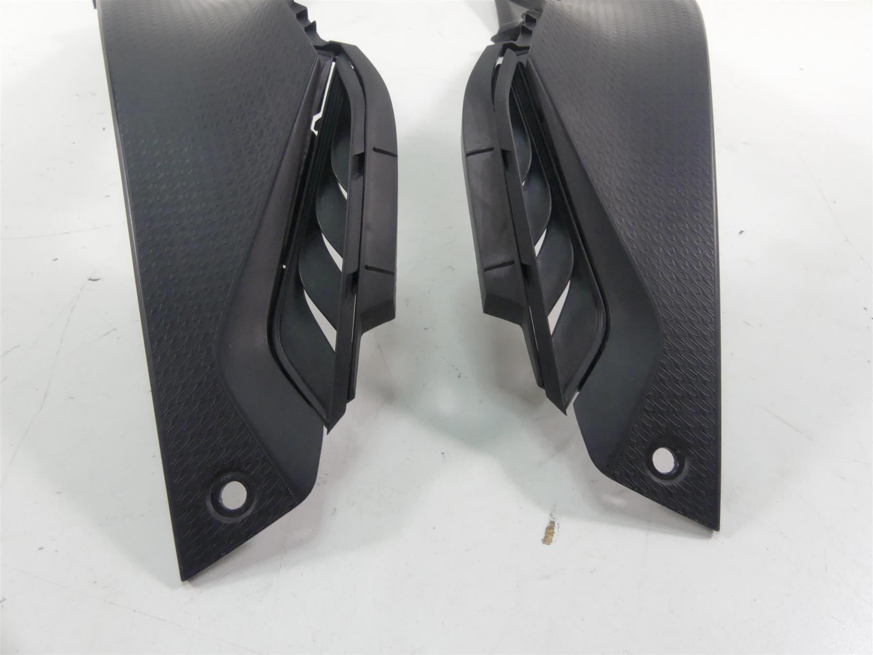 2018 BMW S1000RR K46 Side Fuel Tank Knee Fairing Set 46638551926 46638551925 {{ shop.shopifyCountryName }} - Mototech271