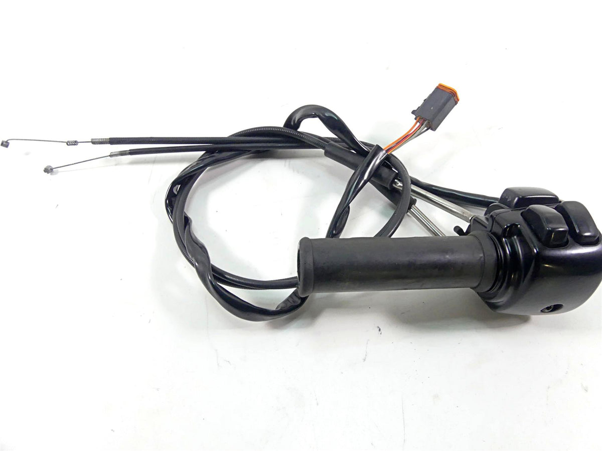 2005 Harley Sportster XL1200 C Right Hand Control Switch 71684-06A 71683-06A {{ shop.shopifyCountryName }} - Mototech271