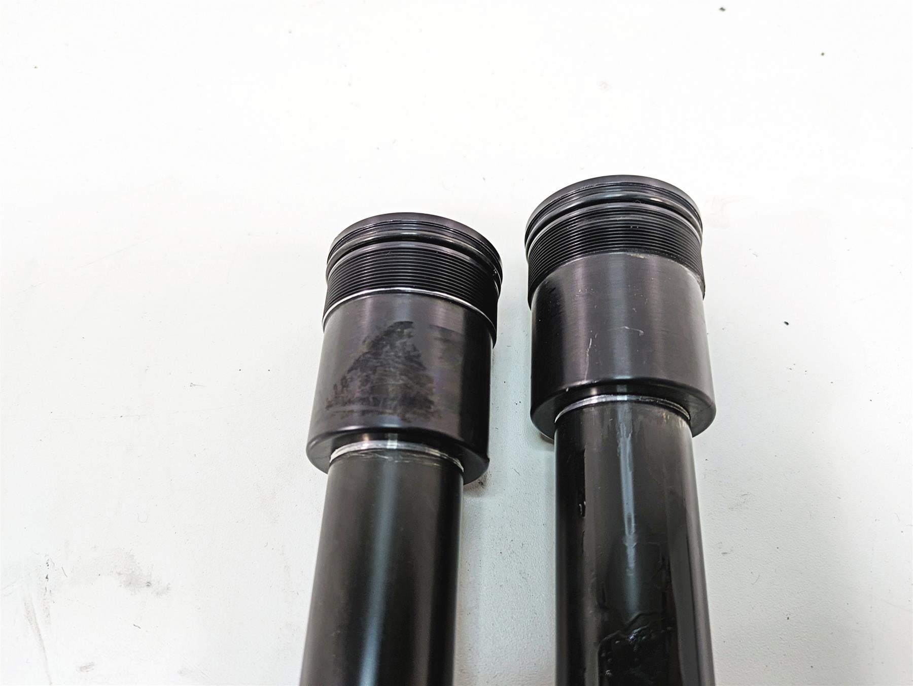 2018 Harley Touring FLHXSE CVO Street Glide Legends Suspensions Fork Cartridge 105-2079 {{ shop.shopifyCountryName }} - Mototech271