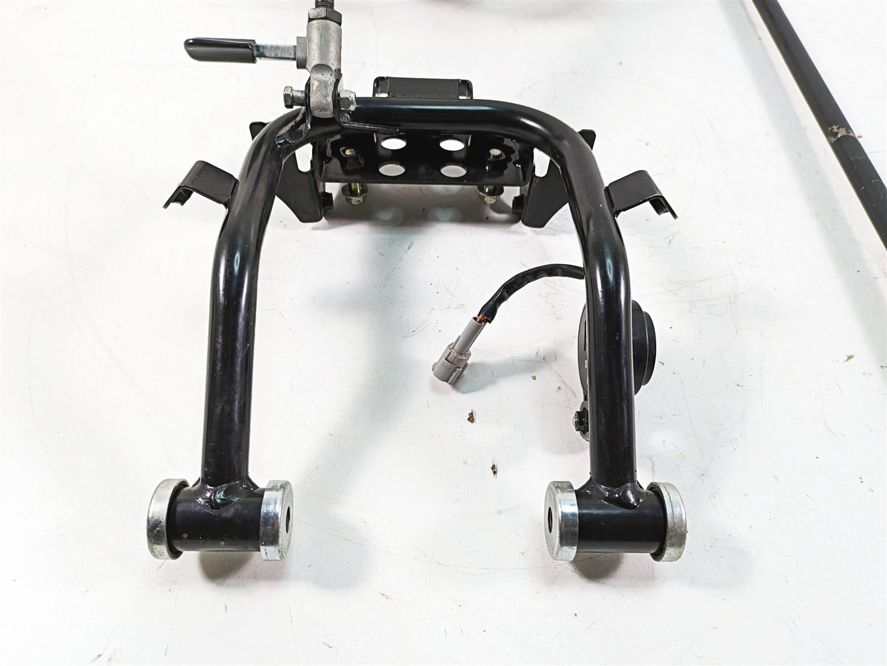 2018 Yamaha YXZ1000R EPS SS Steering Wheel Mount Damper Set 2HC-F3838-01-00 {{ shop.shopifyCountryName }} - Mototech271