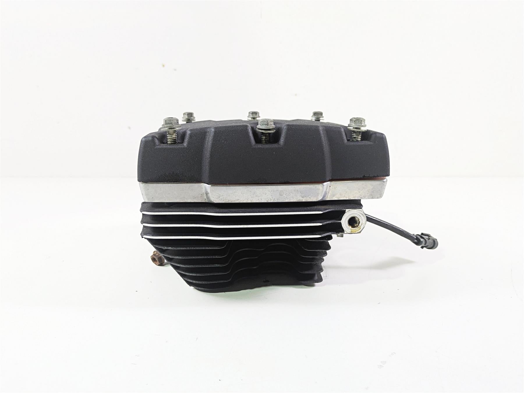 2014 Harley FXDF Dyna Fat Bob Rear Cylinderhead Cylinder Head Set 17179-06 {{ shop.shopifyCountryName }} - Mototech271