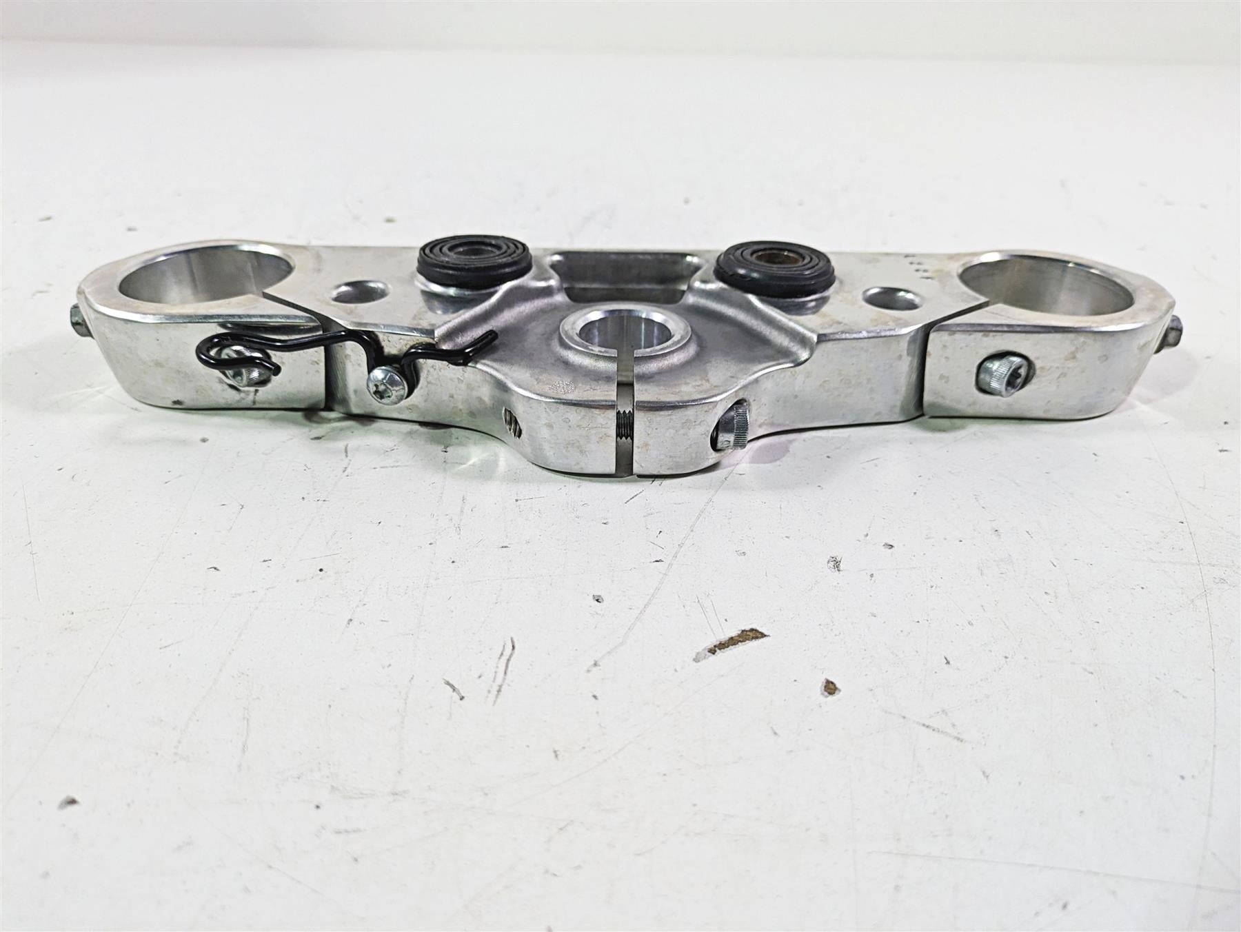 2021 Harley Softail FLSL Slim Upper Triple Tree Steering Clamp 45900144 {{ shop.shopifyCountryName }} - Mototech271