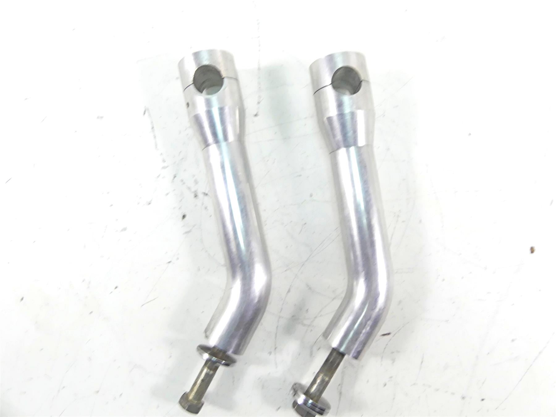 2009 Big Dog K9 9" Tall Lean Back Aluminum Handlebar Holder Riser Set for 1" Bars {{ shop.shopifyCountryName }} - Mototech271