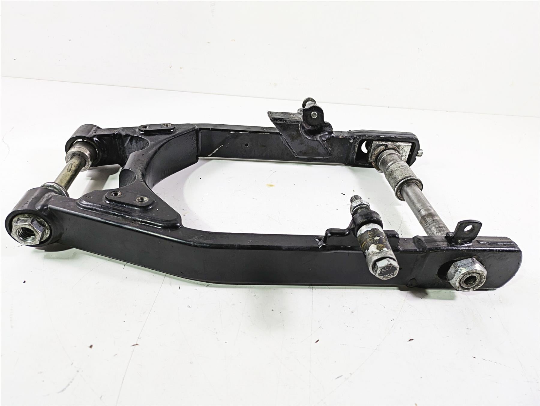 2016 Harley FXDL Dyna Low Rider Rear Swingarm Swing Arm Suspension 47820-10 | Mototech271