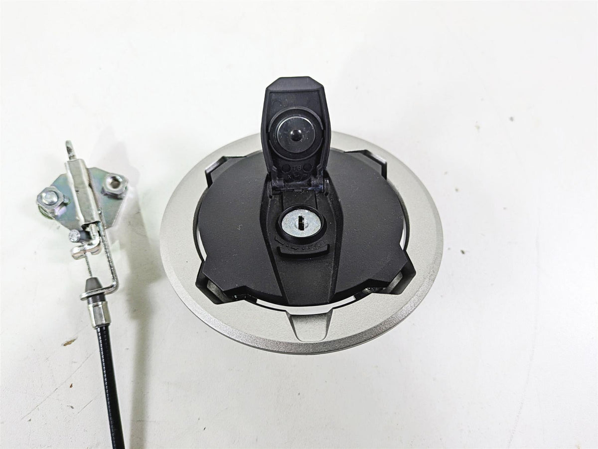 2021 Kawasaki Z900 ZR900 Ignition Switch Key Lock Tank Cap Set 27005-0673 {{ shop.shopifyCountryName }} - Mototech271
