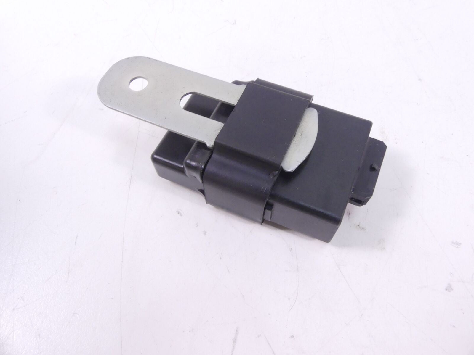 2013 Mv Agusta F4RR Turn Signal Blinker Module Sensor Relay 8000B3217 {{ shop.shopifyCountryName }} - Mototech271