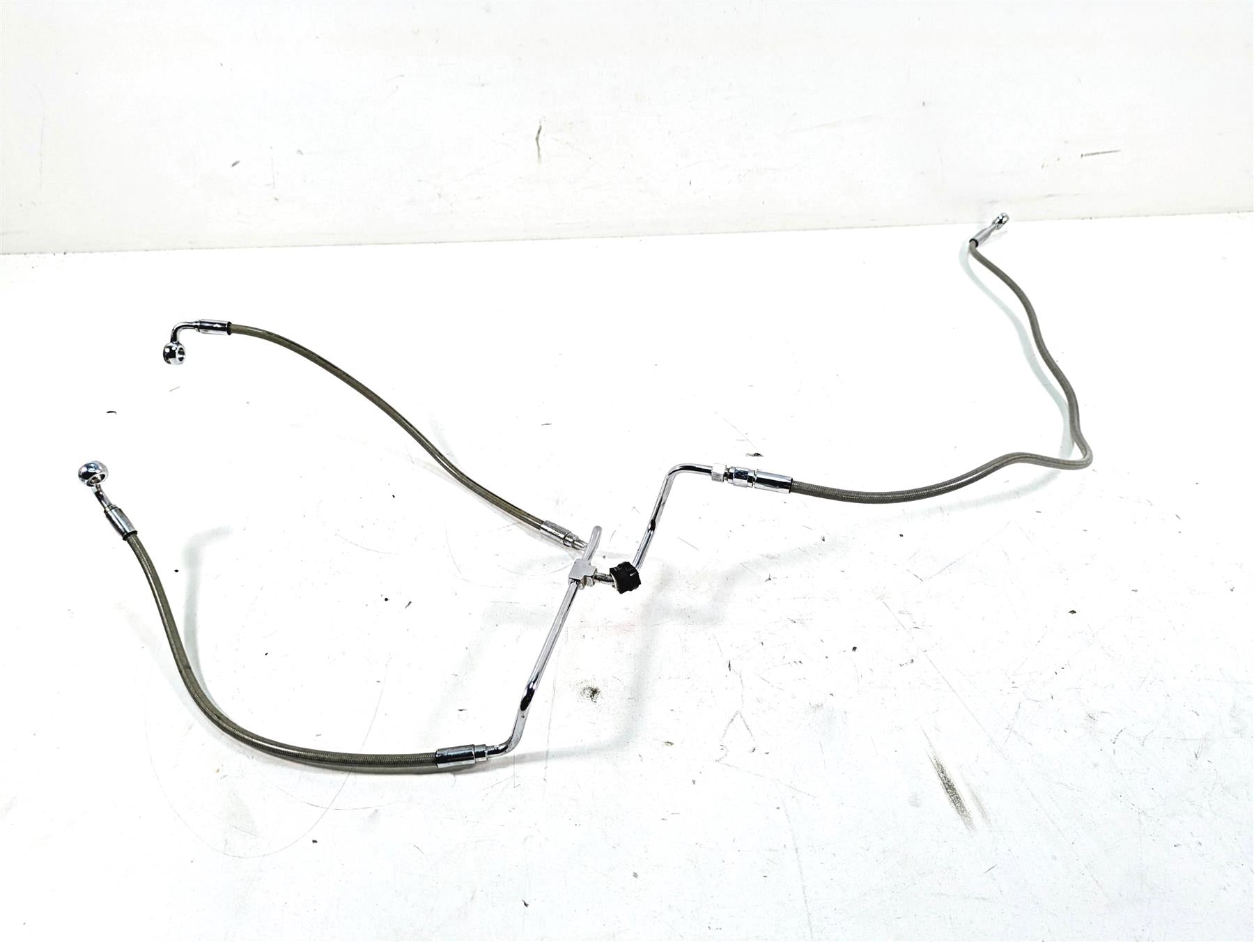 2019 Harley Touring FLHX Street Glide Non Abs Front Brake Line Approx 6" Longer {{ shop.shopifyCountryName }} - Mototech271