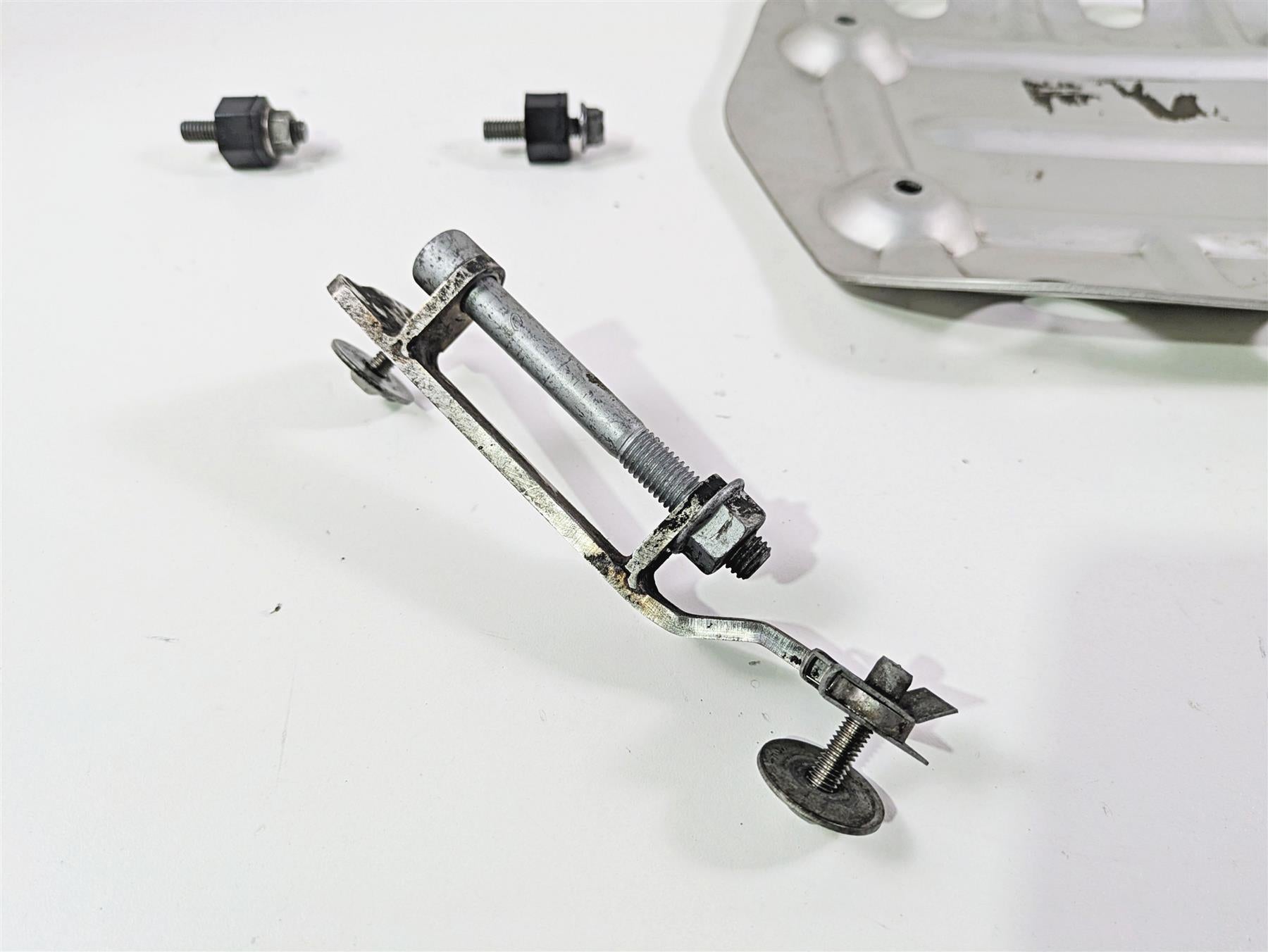 2018 BMW R nineT Urban GS K33 Lower Engine Guard Skidplate Set 11117717743 {{ shop.shopifyCountryName }} - Mototech271