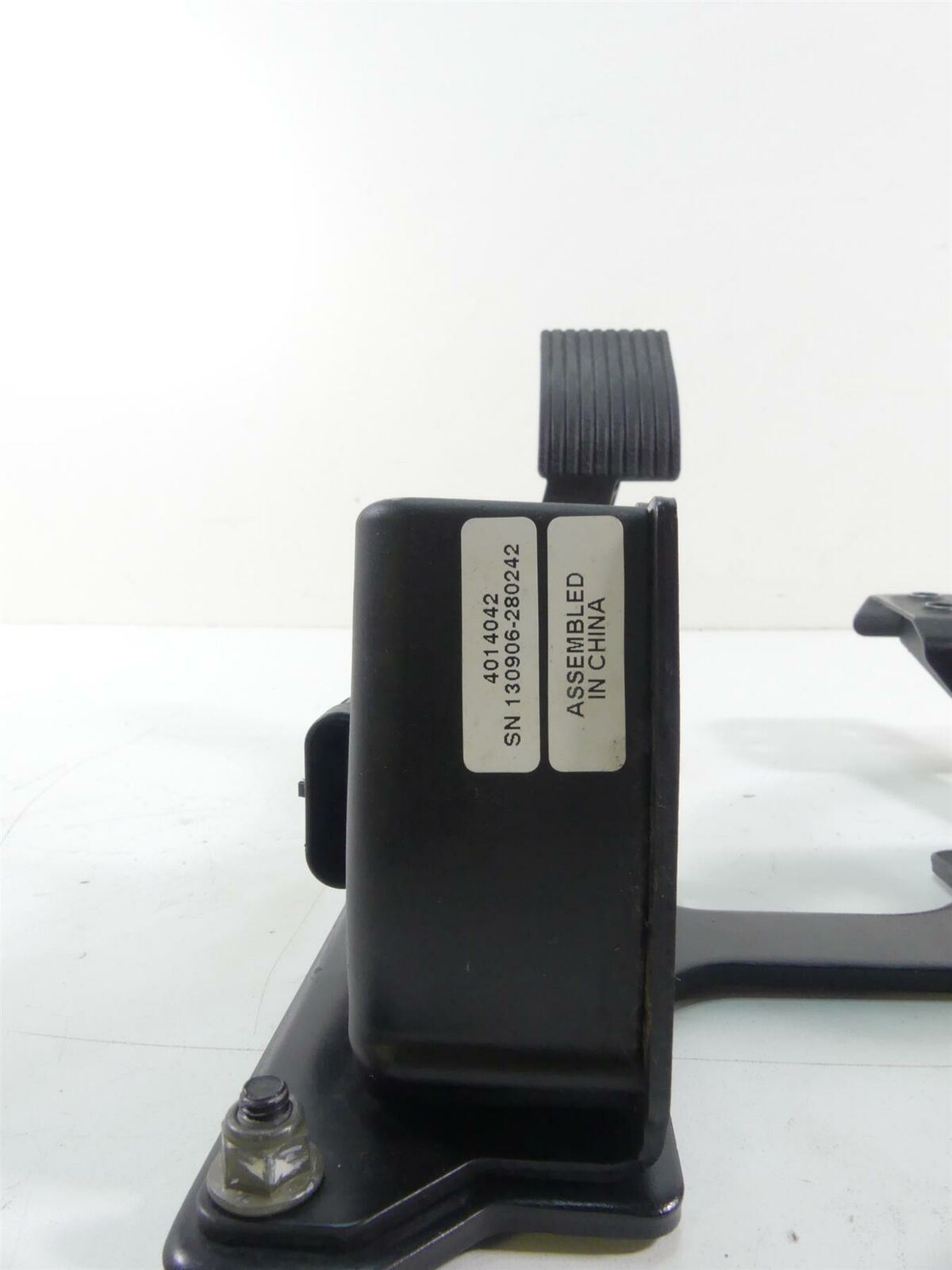 2016 Polaris RZR1000 XP Turbo EPS Brake & Accelerate Foot Pedal Set 4014042 {{ shop.shopifyCountryName }} - Mototech271