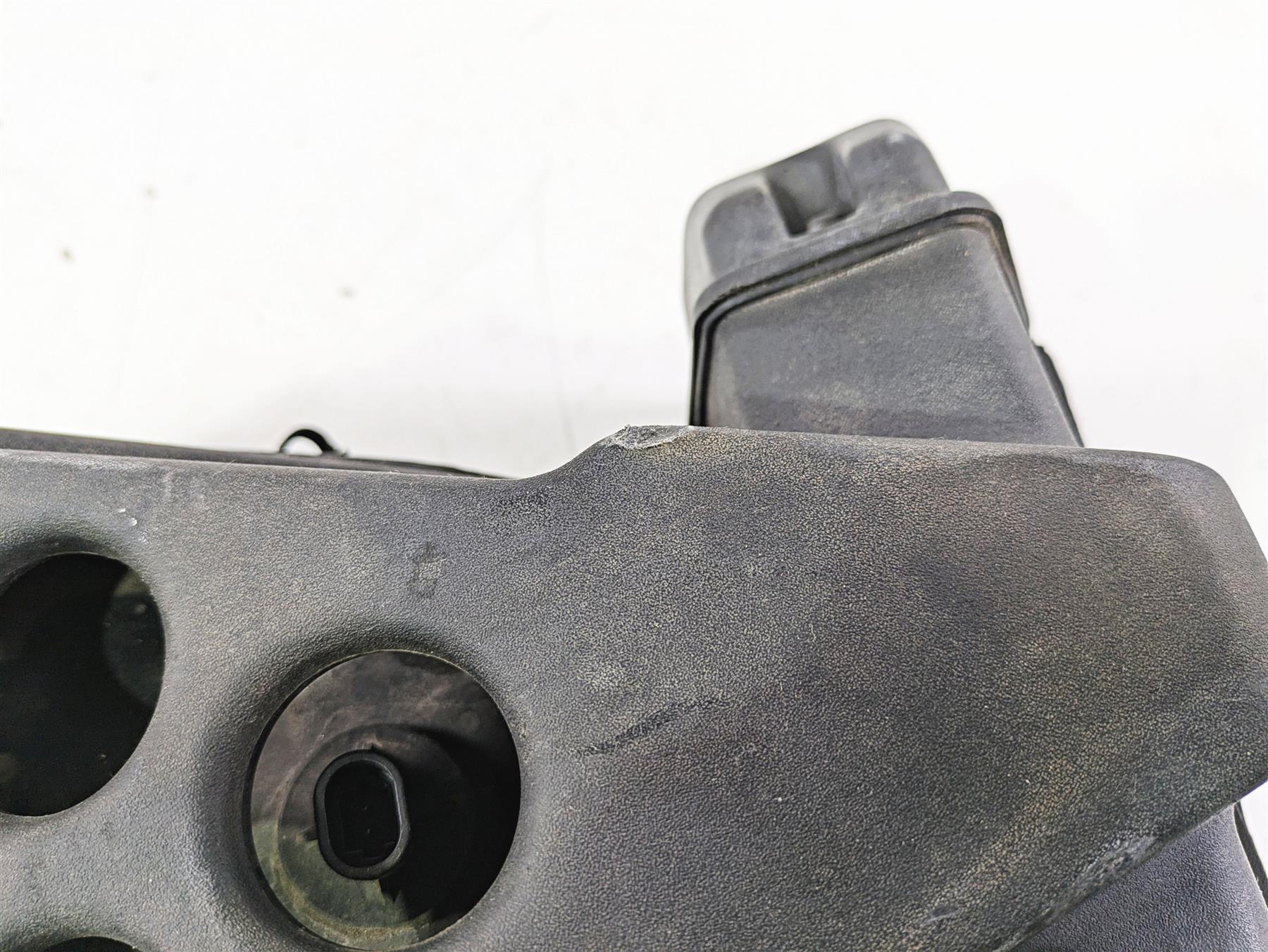 2004 Victory Kingpin Air Box Cleaner Filter Breather 1013720 {{ shop.shopifyCountryName }} - Mototech271