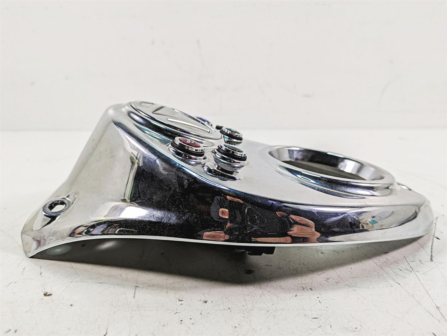 2011 Triumph America Fuel Tank Dash Cover & Instrument Lights T2400802 {{ shop.shopifyCountryName }} - Mototech271