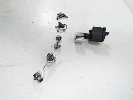 2010 Harley Touring FLHTCU Electra Glide Ignition Switch Key Lock Set 71572-06 {{ shop.shopifyCountryName }} - Mototech271