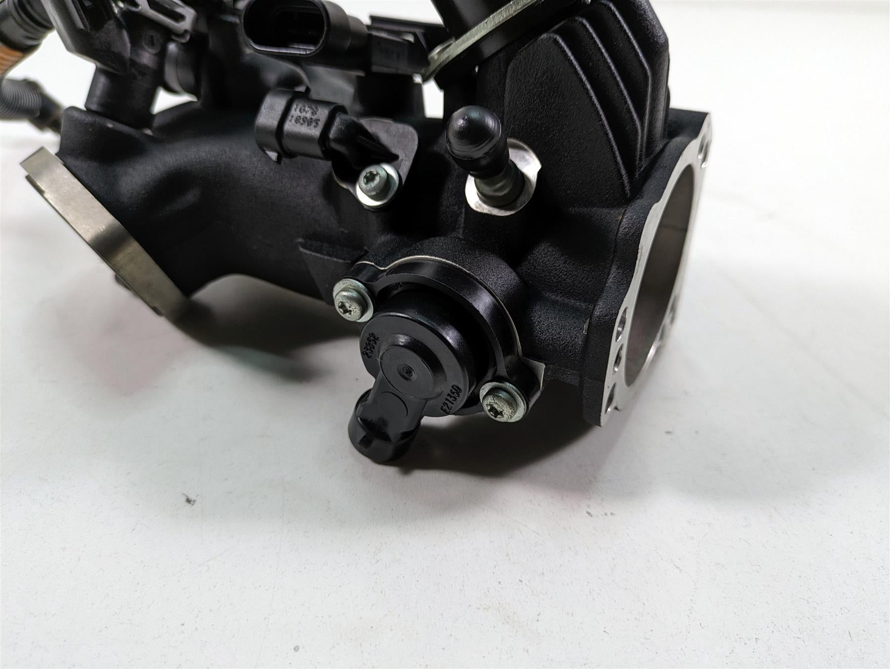 2006 Harley Touring FLHTCUI Electra Glide Throttle Body Fuel Injection 27600-06 {{ shop.shopifyCountryName }} - Mototech271