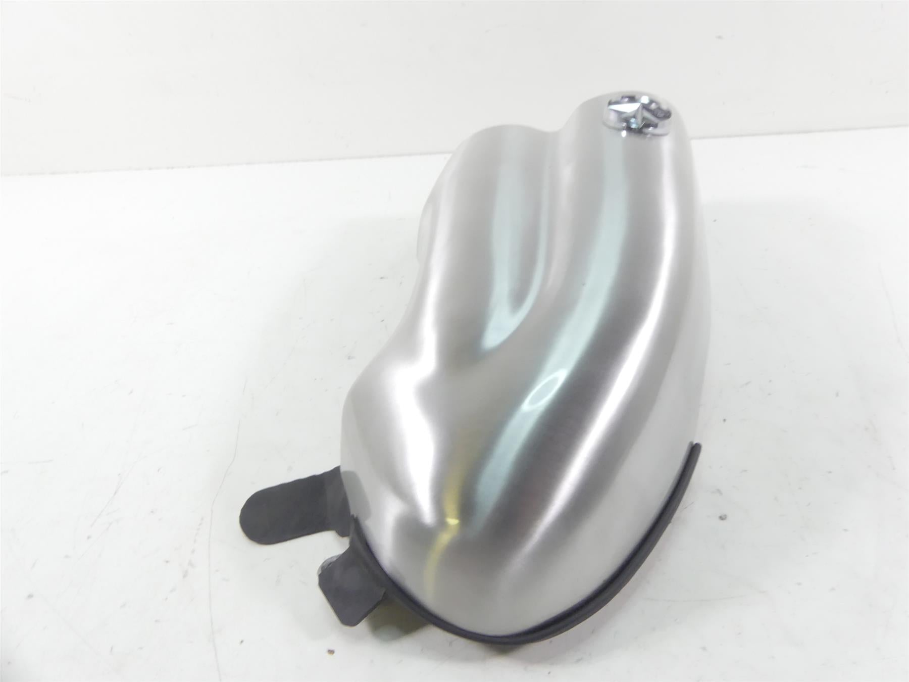 2013 Yamaha VMX17 V-Max 1700 Left Side Air Intake Scoop Ram Cover 2S3-21711-00 {{ shop.shopifyCountryName }} - Mototech271