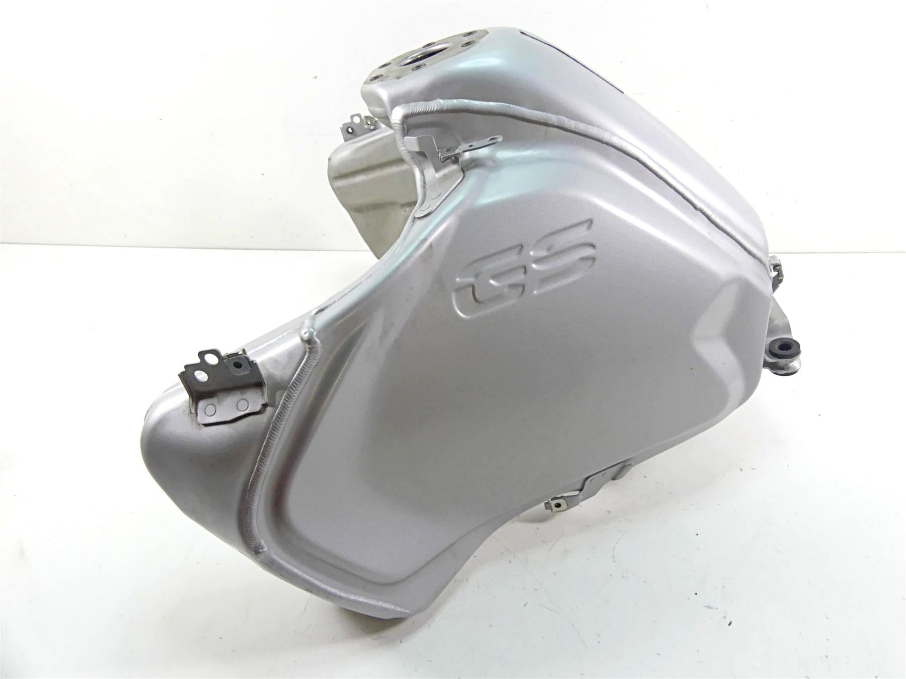 2016 BMW R1200GS Adv K51 Fuel Gas Petrol Tank - No Dents 16118536188 {{ shop.shopifyCountryName }} - Mototech271