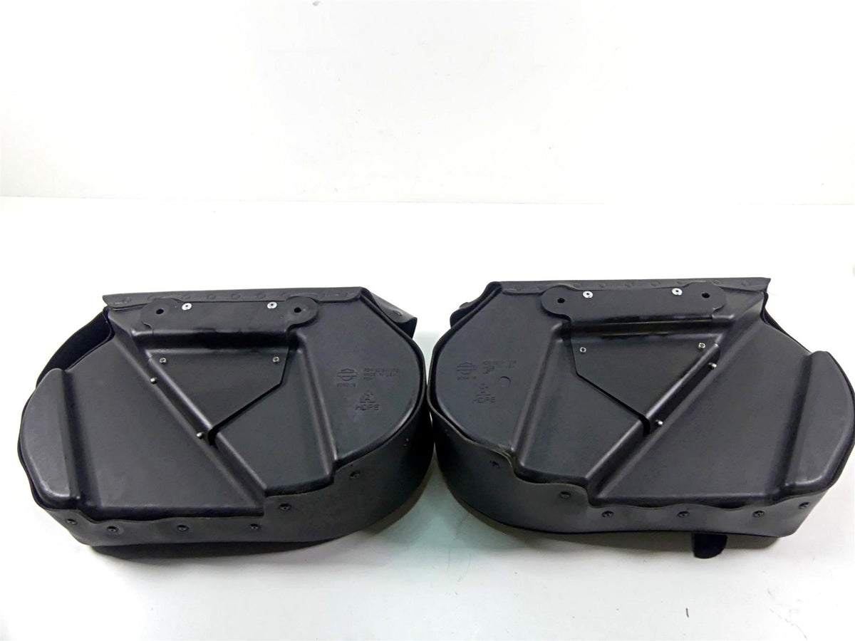2005 Harley Sportster XL1200 C Saddlebag Saddle Bag Set 90193-08 90164-08 {{ shop.shopifyCountryName }} - Mototech271