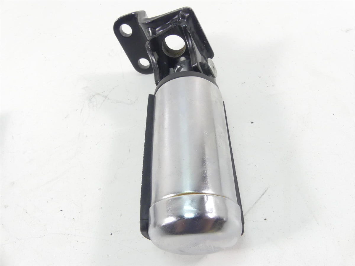 2002 Honda VTX1800 C Rear Passenger Footpeg Set 50680-MCH-000 50685-MCH-000 {{ shop.shopifyCountryName }} - Mototech271