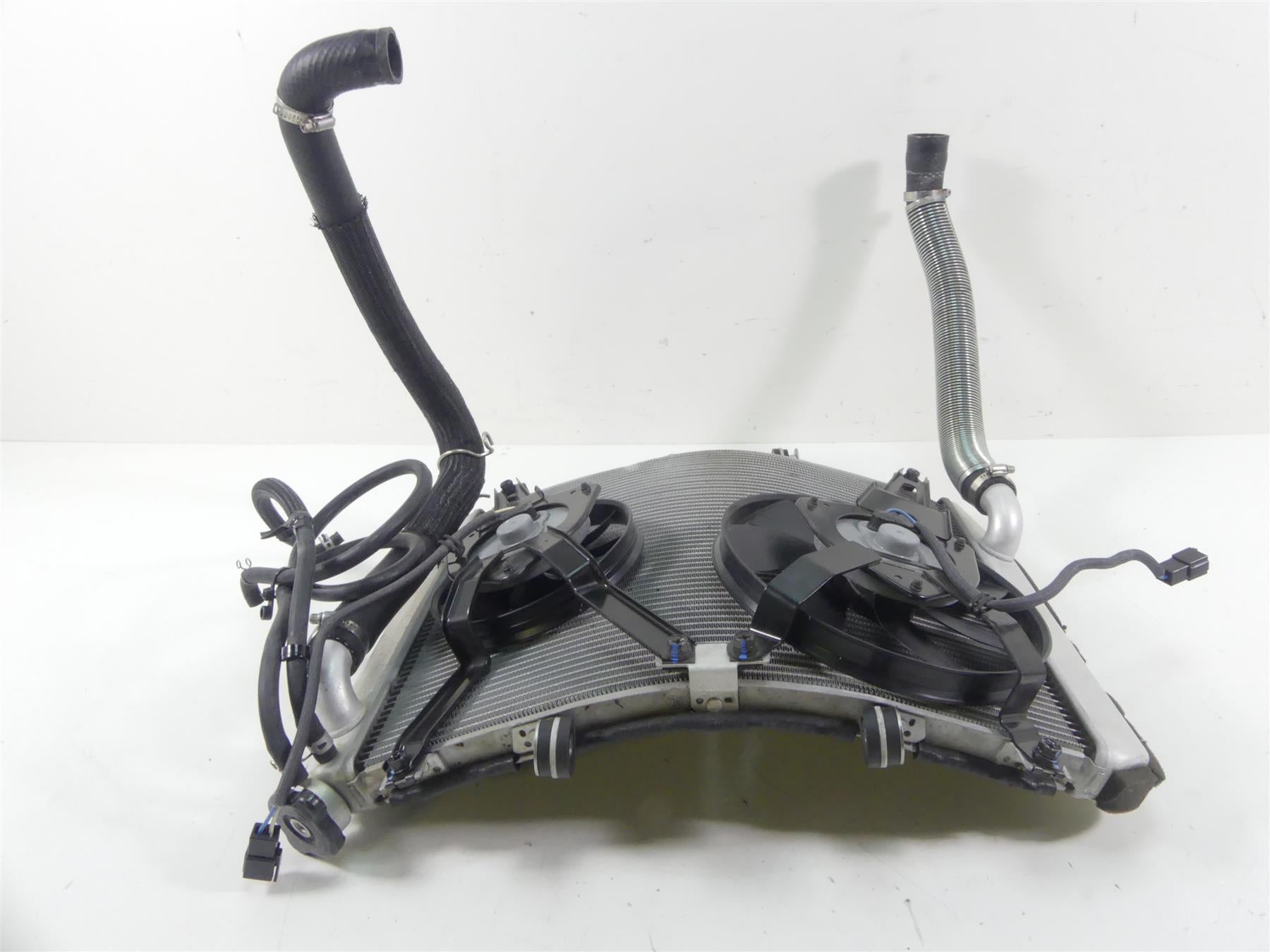 2019 Kawasaki ZX1400 ZX-14R Ninja Radiator Fan Reservoir Set - Read 39061-0107 {{ shop.shopifyCountryName }} - Mototech271