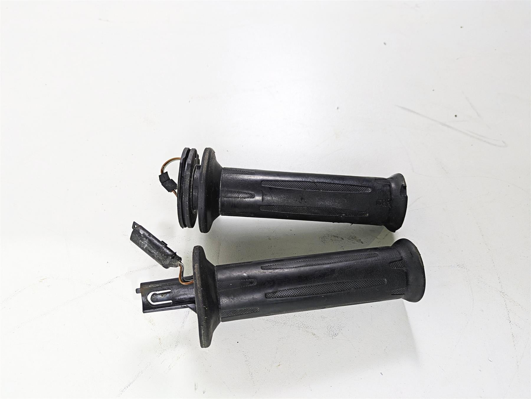 2014 BMW K1300S K40 Heated Hand Grip Handle Set 61317708227 61317708228 {{ shop.shopifyCountryName }} - Mototech271