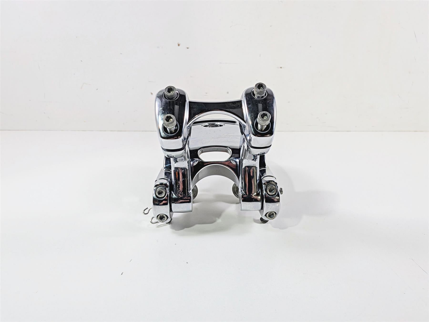 2014 Harley FXDL Dyna Low Rider Handlebar Riser Holder Set 55900064 55900062 {{ shop.shopifyCountryName }} - Mototech271