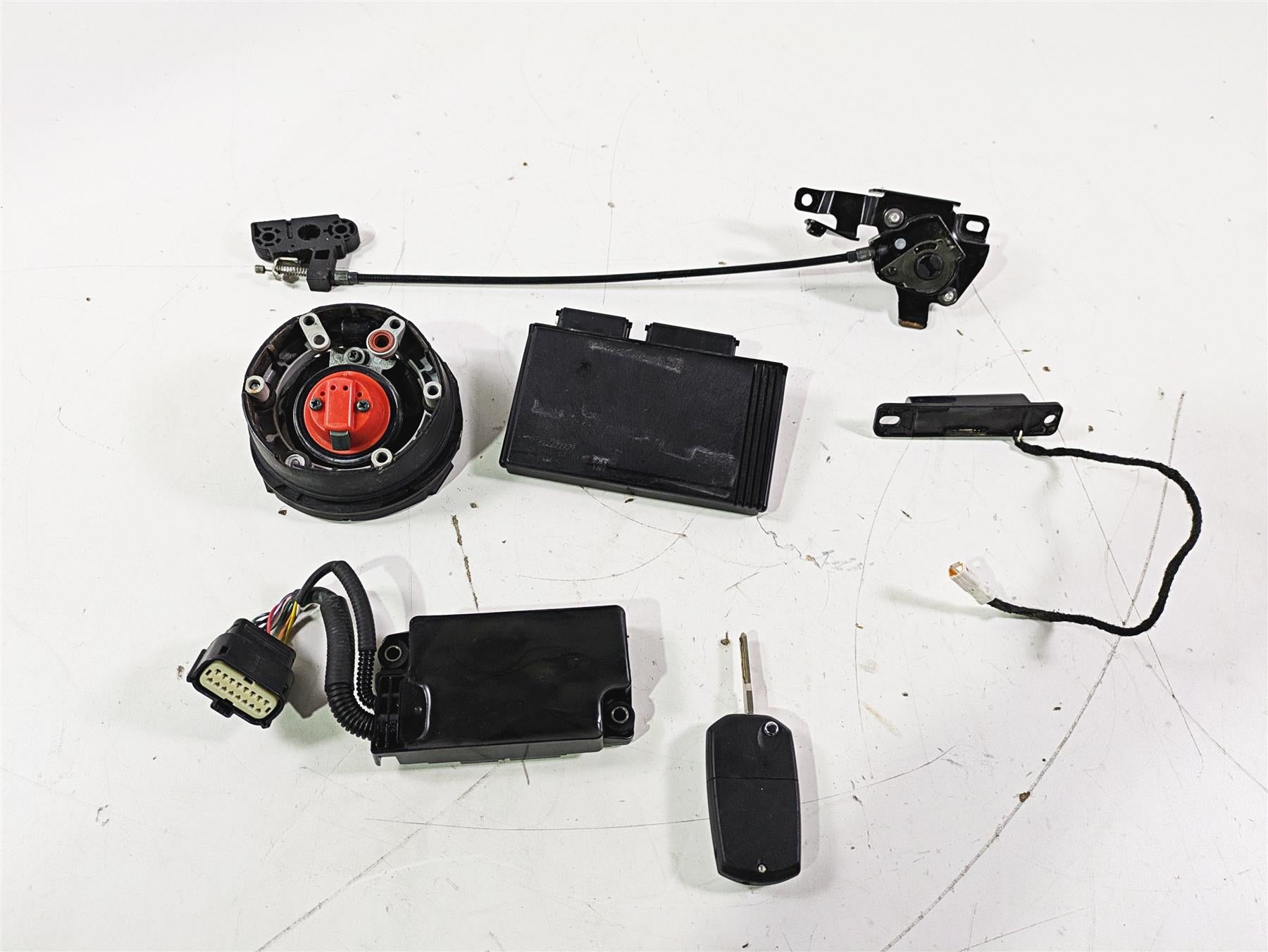 2019 Triumph Speed Triple RS 1050 Ignition Switch Key Immobilizer Cdi T1293450 {{ shop.shopifyCountryName }} - Mototech271