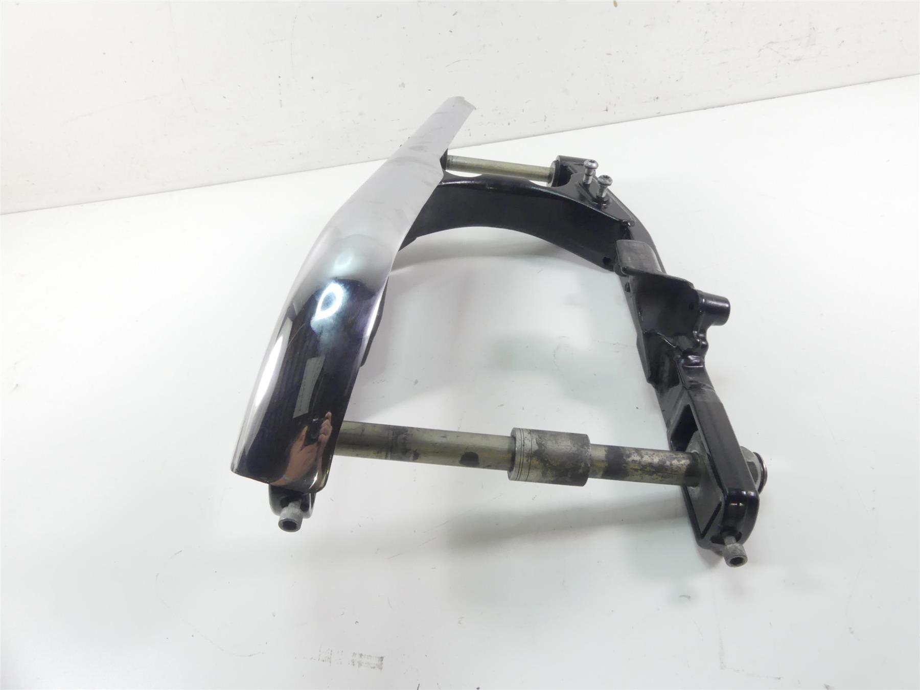 2014 Harley FXDF Dyna Fat Bob Rear Swingarm Swing Arm & 25mm Axle 47820-10 {{ shop.shopifyCountryName }} - Mototech271
