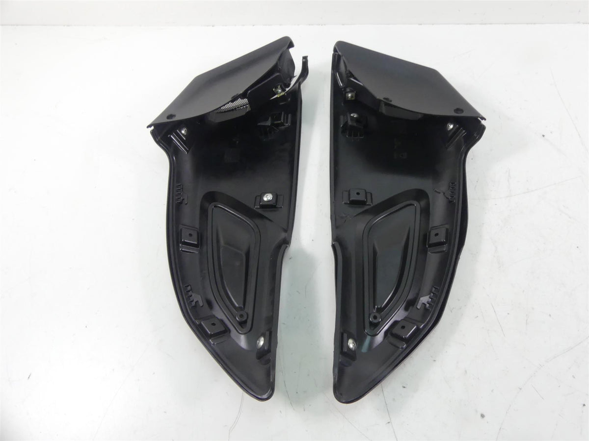 2015 Ducati Diavel Carbon Red Right Left Air Duct Cover Set - Read 48017031AA {{ shop.shopifyCountryName }} - Mototech271