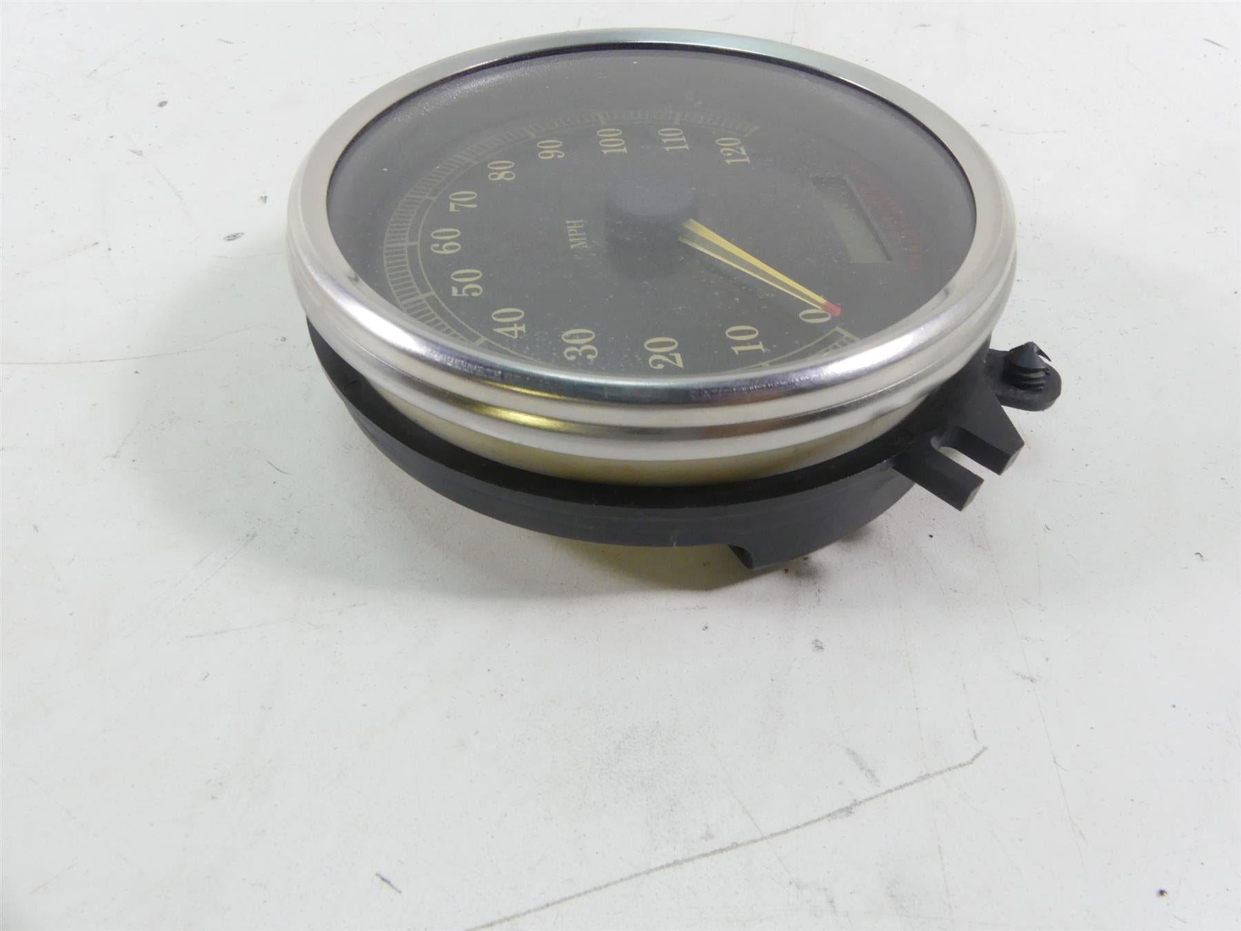 2005 Harley FXDWGI Dyna Wide Glide Speedometer Gauge Instrument - 29K 67410-04A {{ shop.shopifyCountryName }} - Mototech271